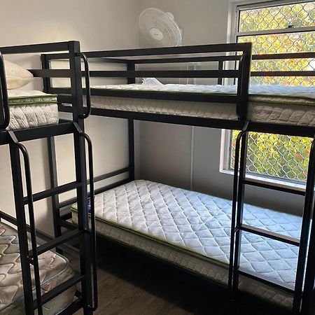 Homely Inn Hostel 黄金海岸 外观 照片